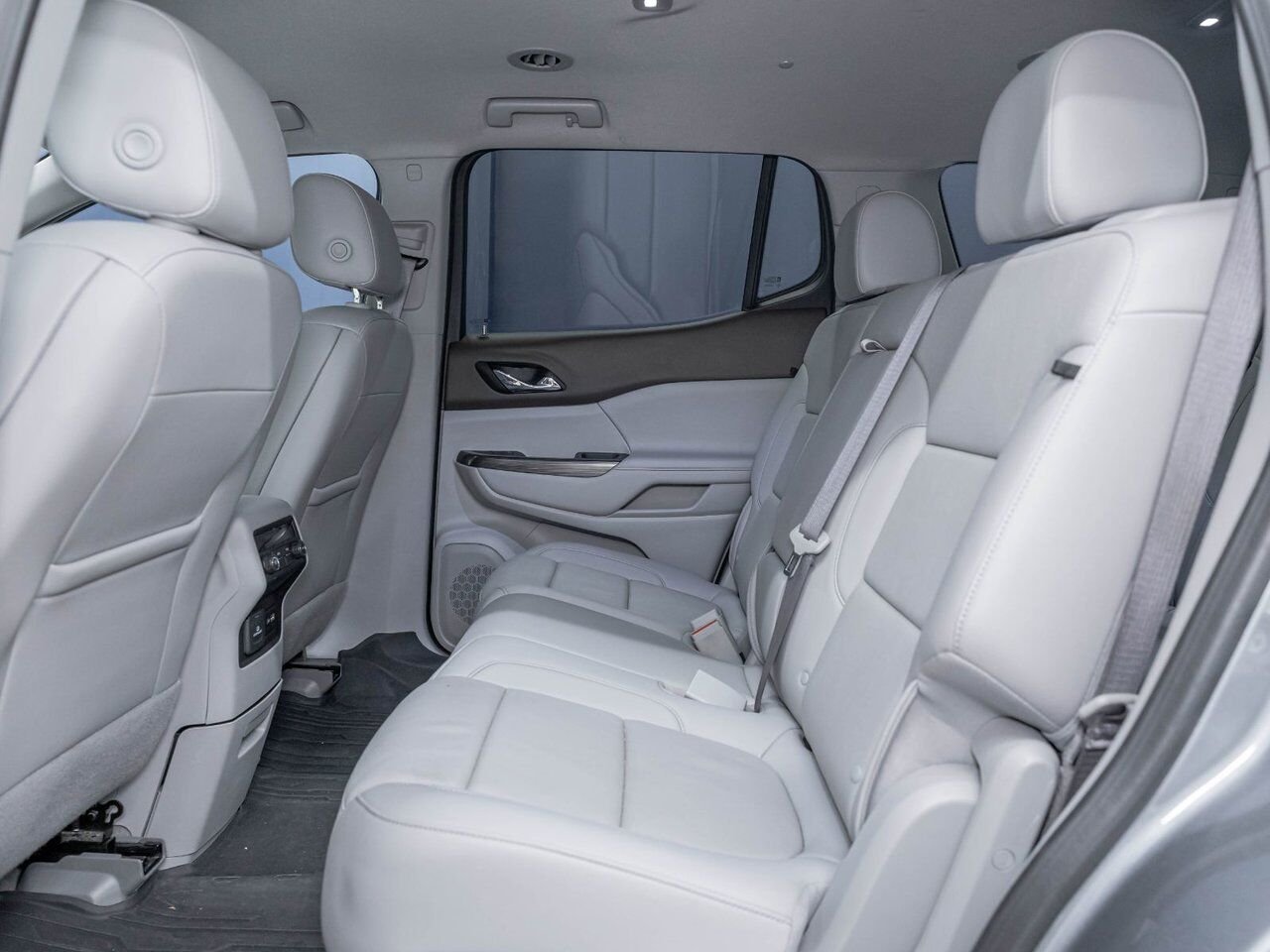 GMC Acadia SLT AWD *NAV* CUIR SIÈGES CHAUF HAYON ELECT BOSE 2023 Gris Saint-Jérôme - photo #27