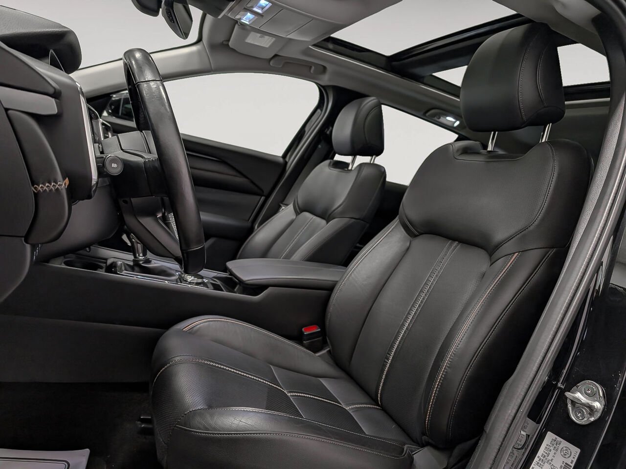 Mazda CX-50 AWD GT Toit Pano Cuir 2024 Noir Sherbrooke - photo #8