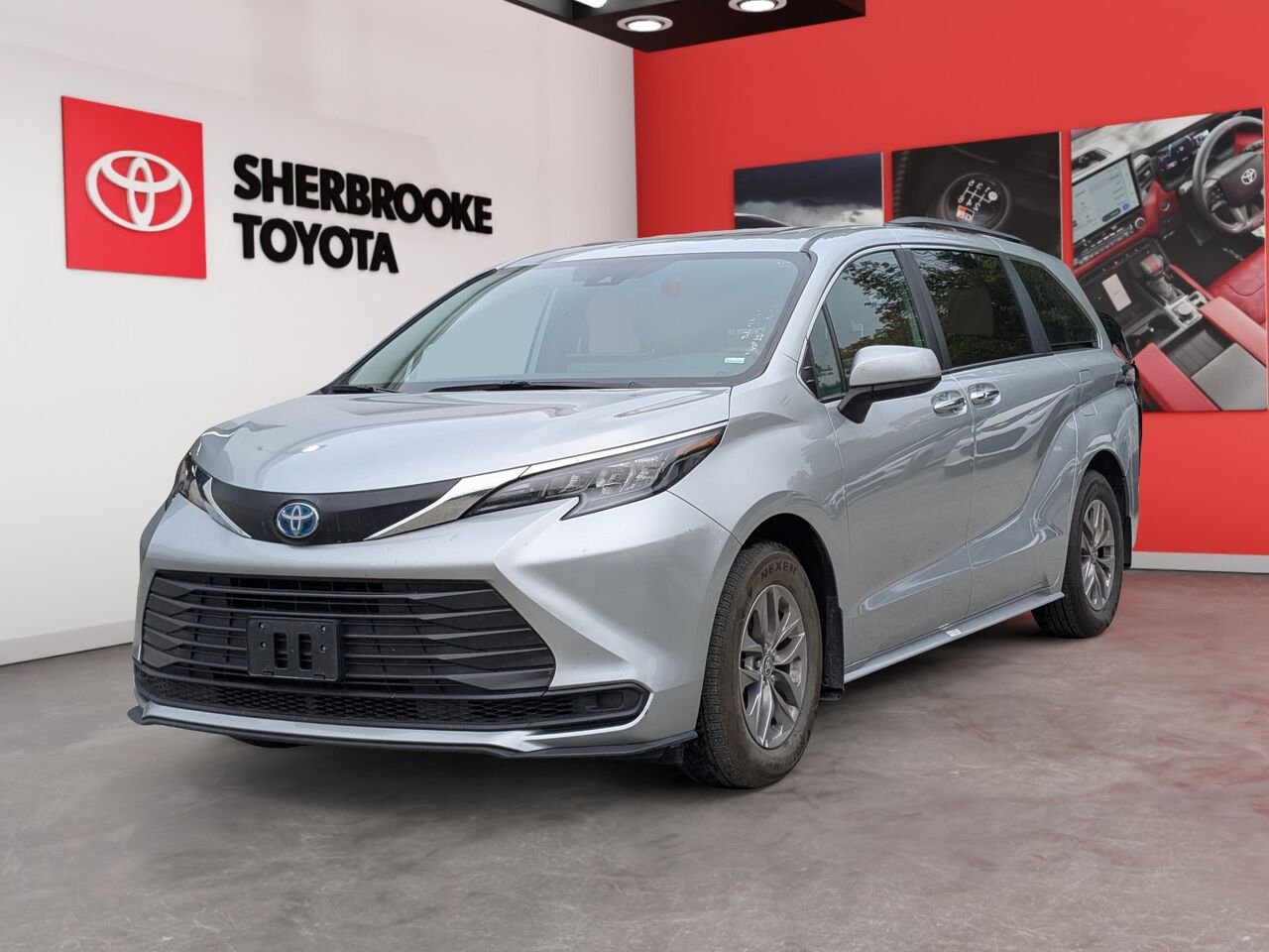2025 Toyota Sienna 5TDGRKEC7SS280938 Grey Sherbrooke - photo #0