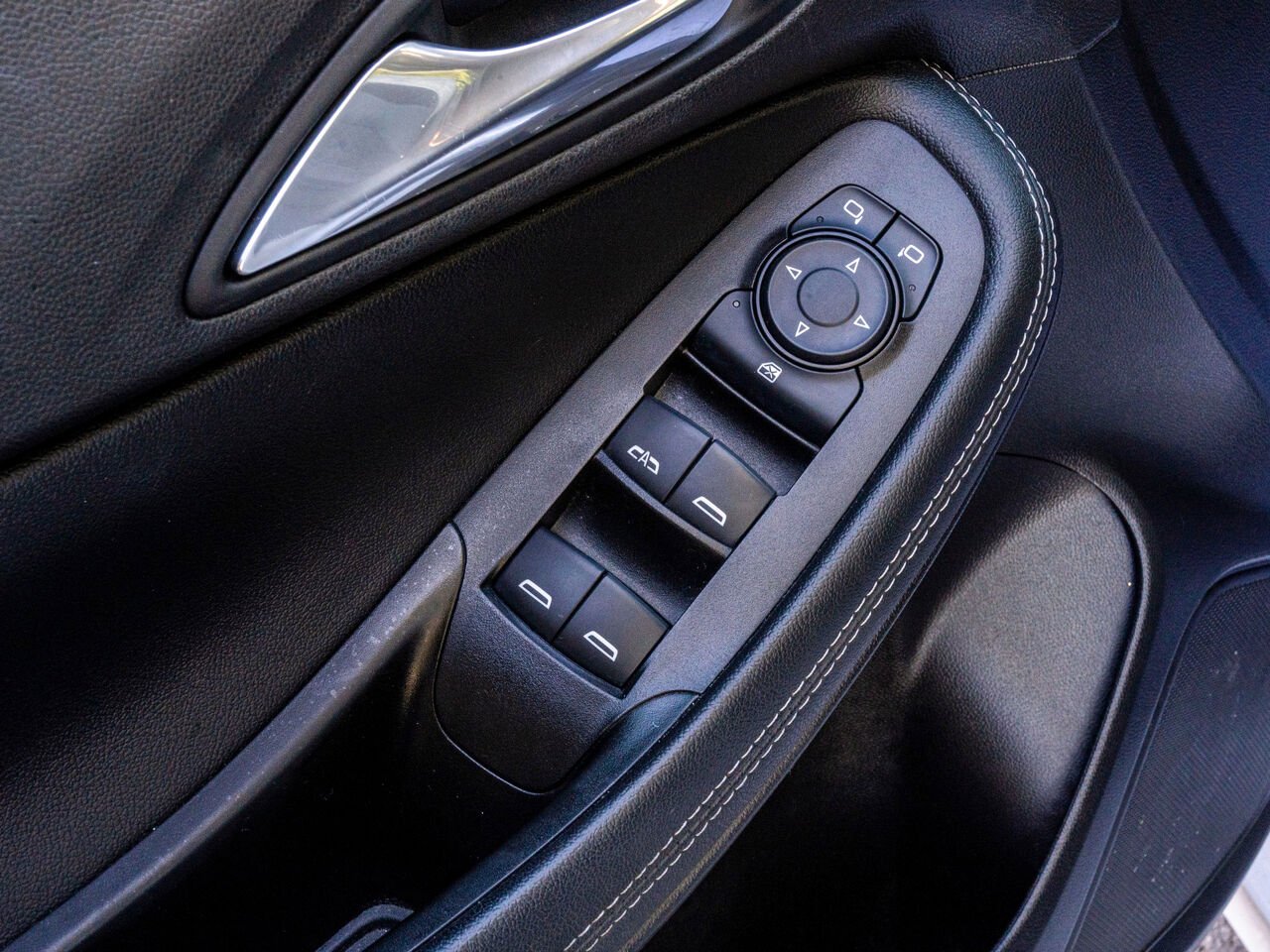 2021 Buick Encore GX Privilégiée 4 portes TI White Châteauguay - photo #23