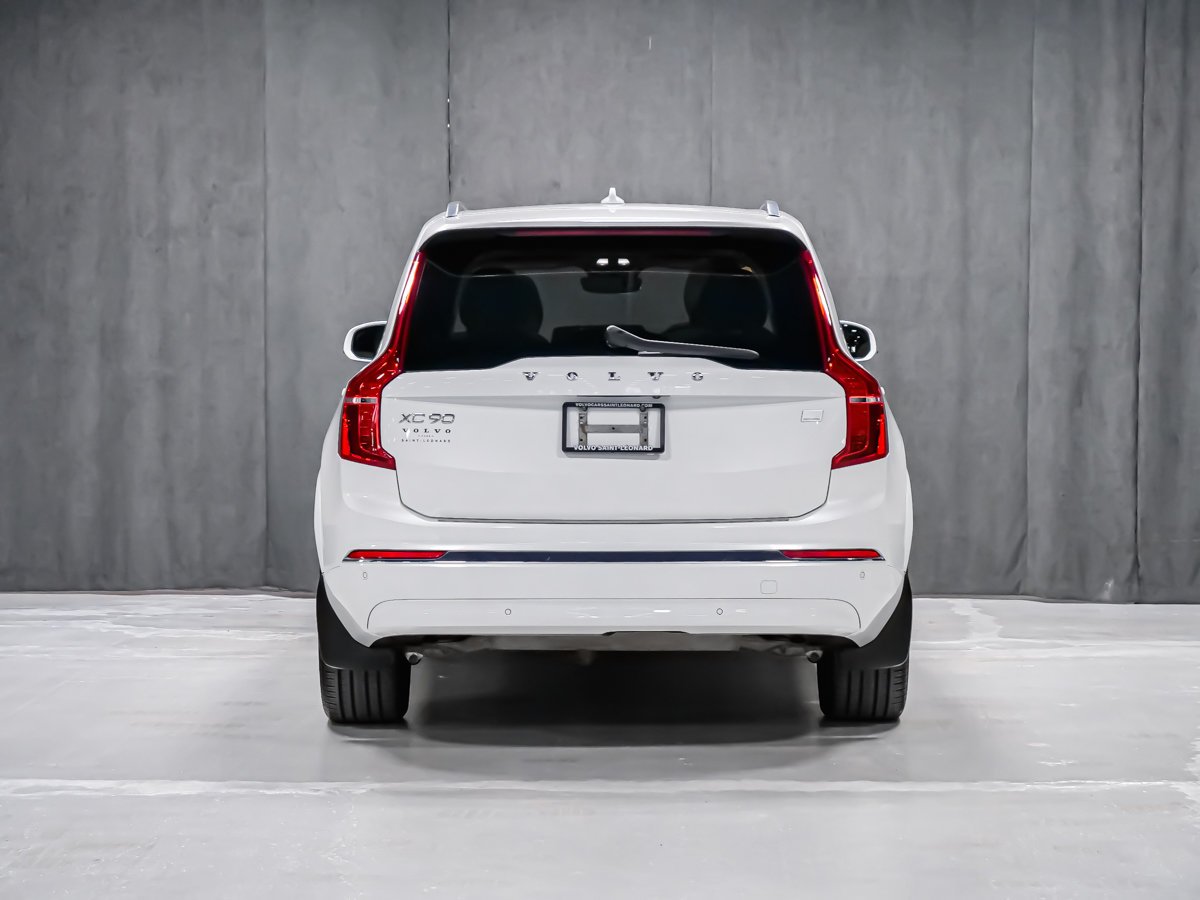 2024 Volvo XC90 Recharge T8 CORE BRIGHT CLIMATE White Montreal - photo #4