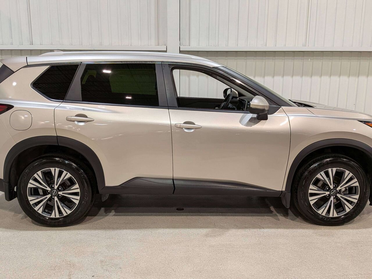 2023 Nissan Rogue AWD SV Moonroof Grey Val-David - photo #7
