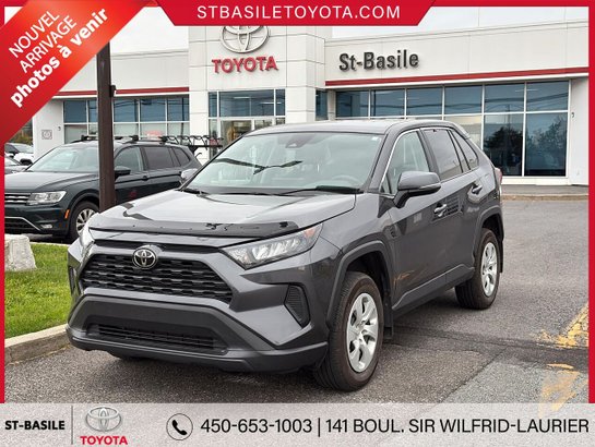 TOYOTA RAV4 LE FWD 2022 Gris