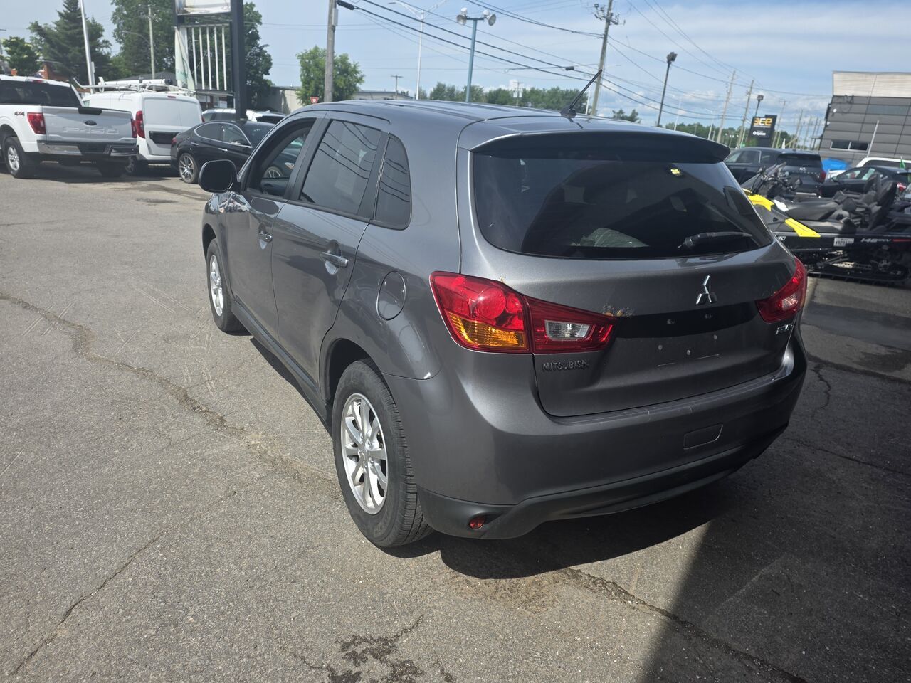 2015 Mitsubishi RVR