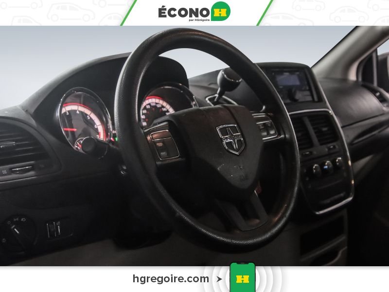 2018 Dodge GR Caravan Grey Laval - photo #7