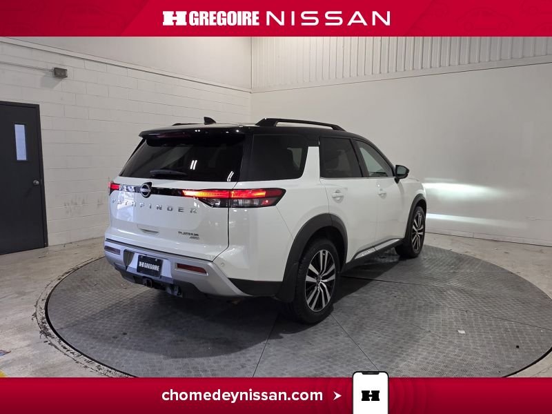 Nissan Pathfinder 2024 Blanc Laval - photo #8