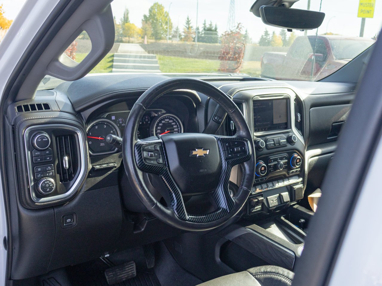 2020 Chevrolet Silverado 2500HD 4WD Crew Cab 159 LTZ White Sherwood Park - photo #17
