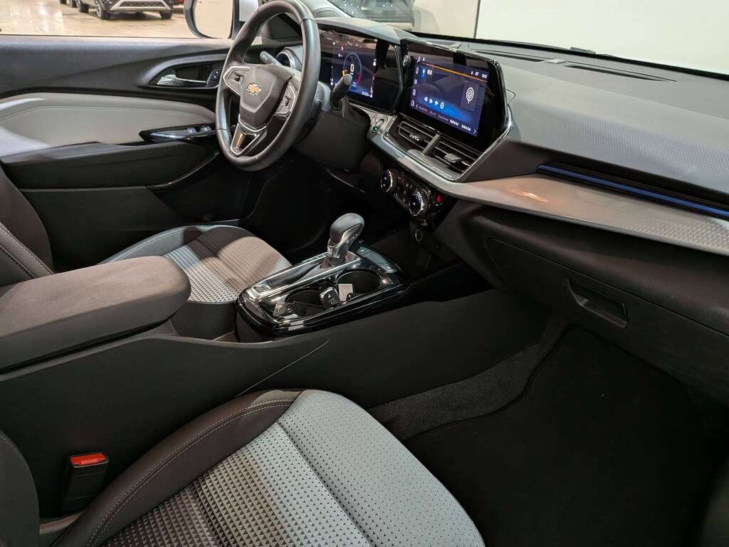 Chevrolet Trax FWD 4dr LT 2025 Blanc Val-David - photo #13