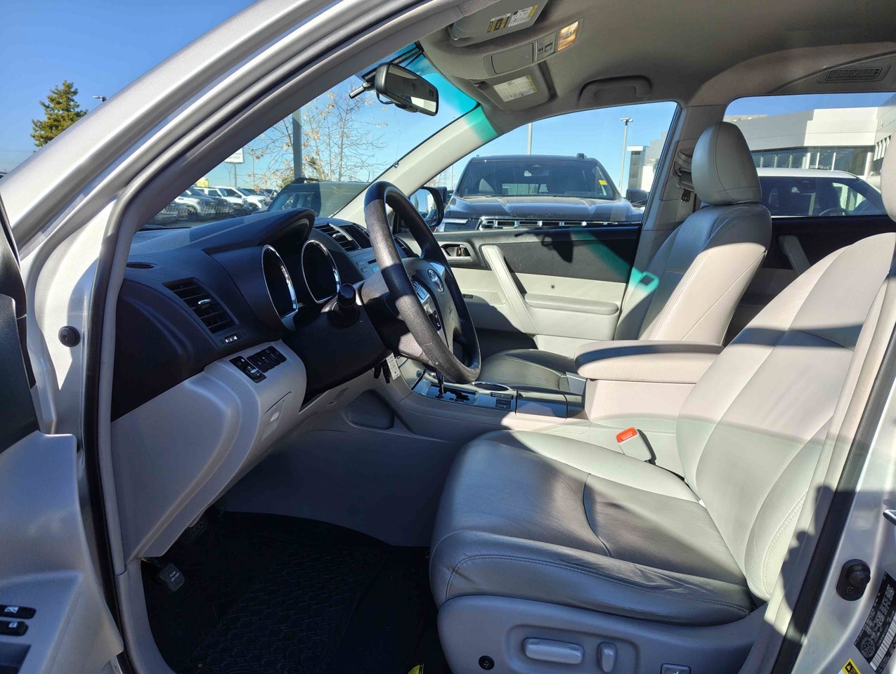 2012 Toyota Highlander 4WD 4dr Grey Sherwood Park - photo #7