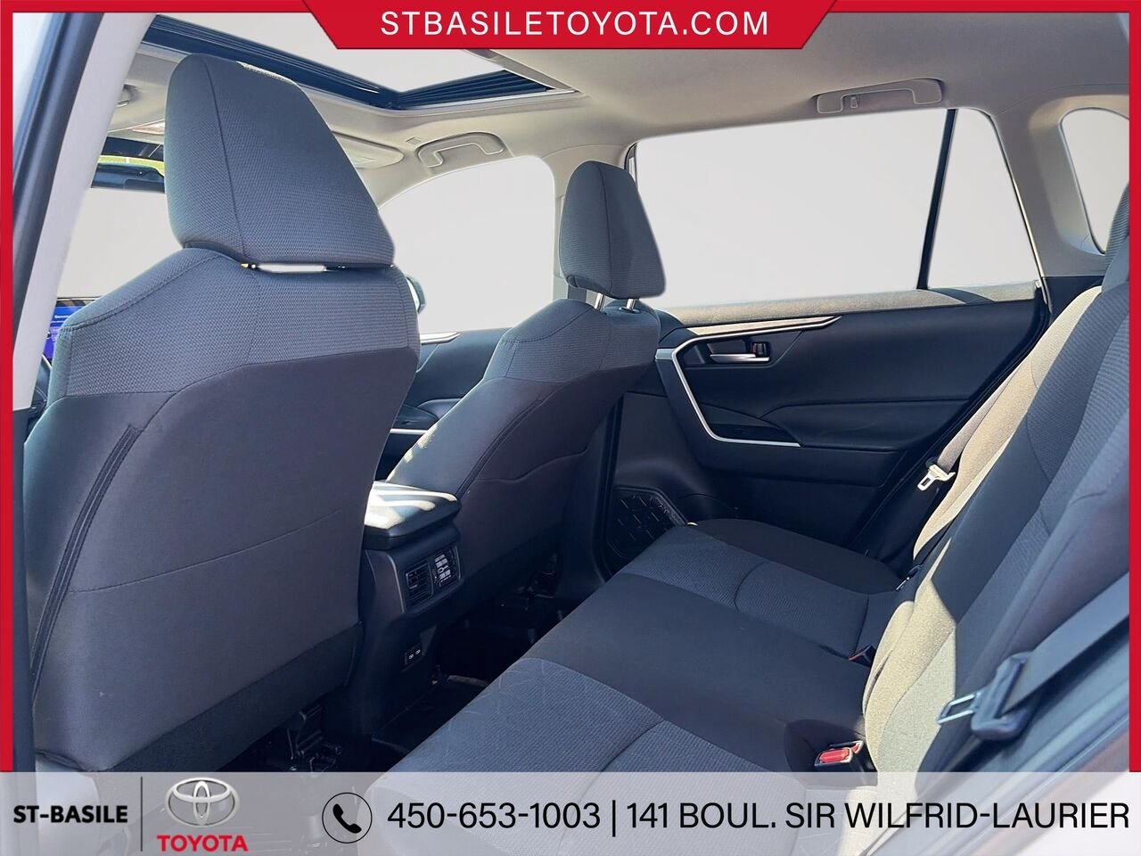 2025 TOYOTA RAV4 Hybrid White Saint-Basile-le-Grand - photo #11