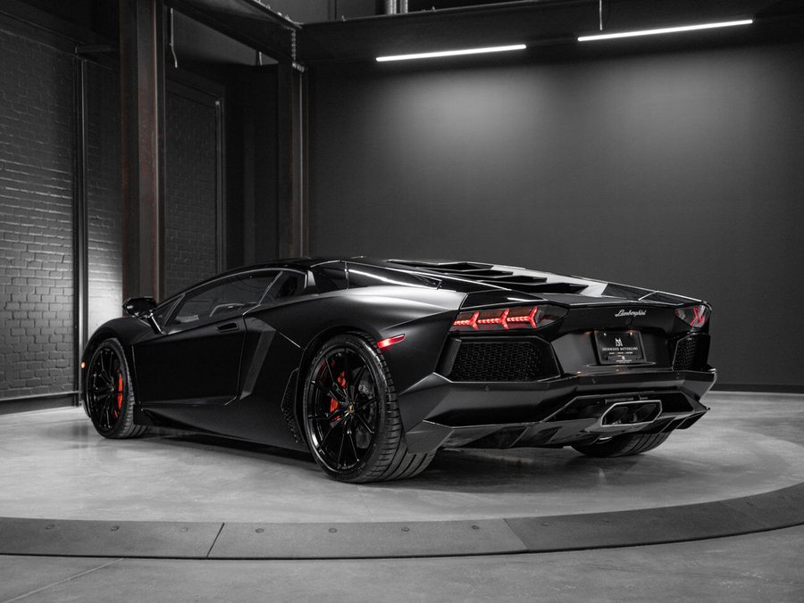 2015 Lamborghini Aventador 2015 Black
