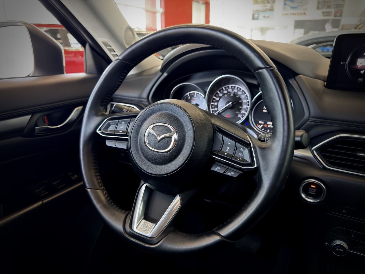 2022 Mazda CX-5 White Notre-Dame-des-Prairies - photo #19