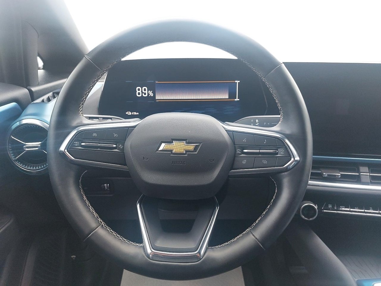Chevrolet Equinox EV LT 2024 Gris Baie-Comeau - photo #11