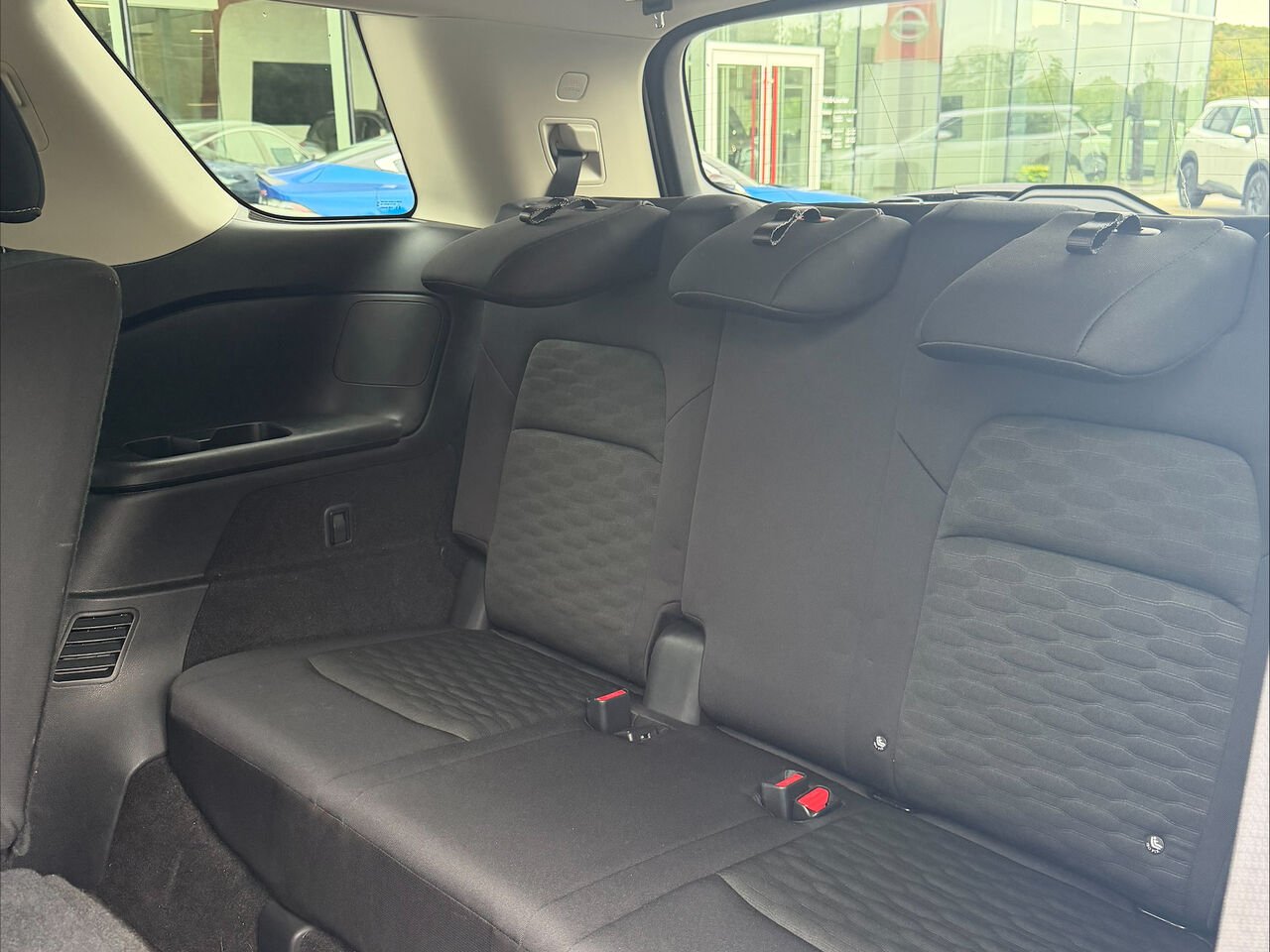 Nissan Pathfinder 2024 Blanc Mont-Laurier - photo #8