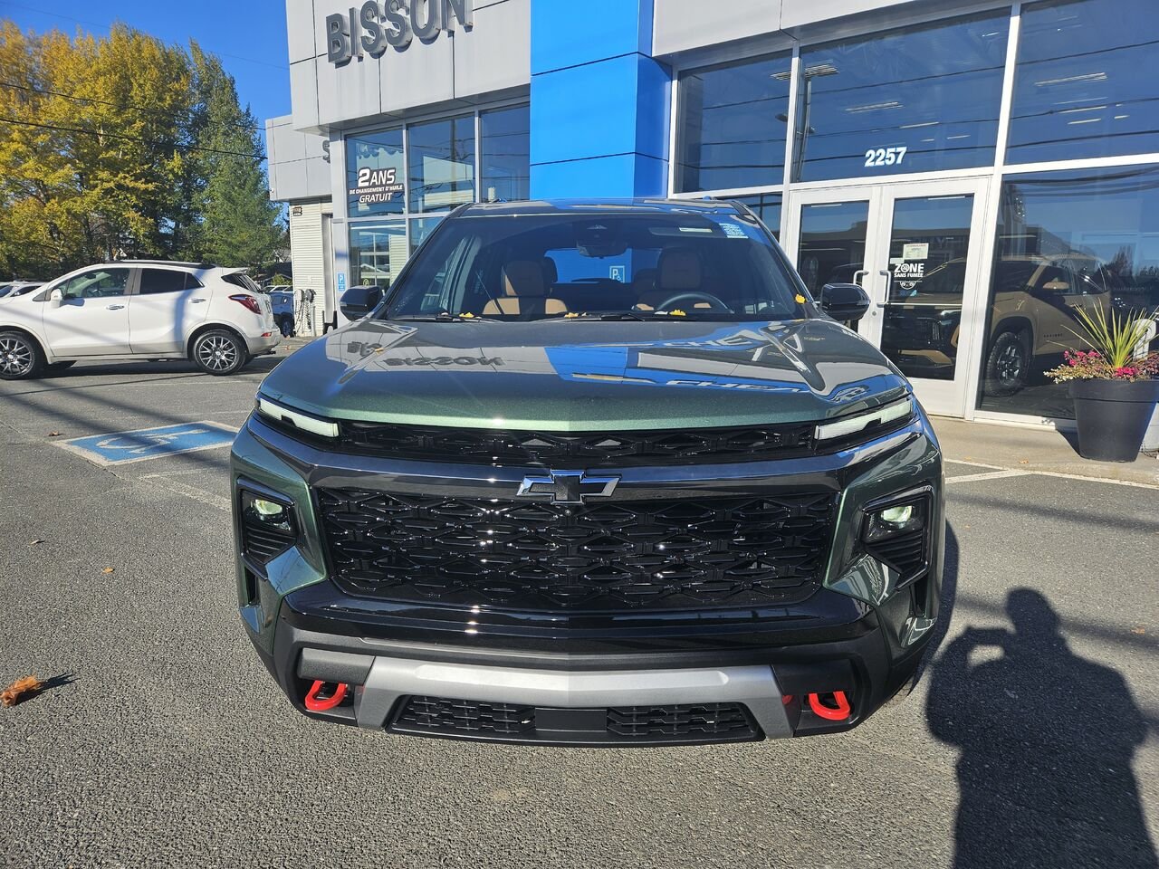 2027 Chevrolet Traverse Z71 4 portes TI Trillium Green Metallic Thetford Mines - photo #2