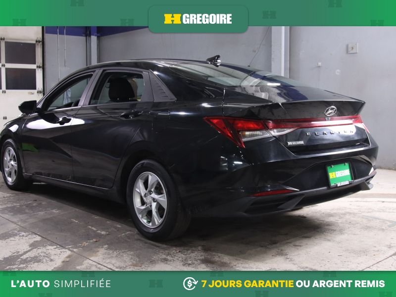 Hyundai Elantra Essential AUTO A/C MAGS CAM RECUL BLUETOOTH 2022 Noir