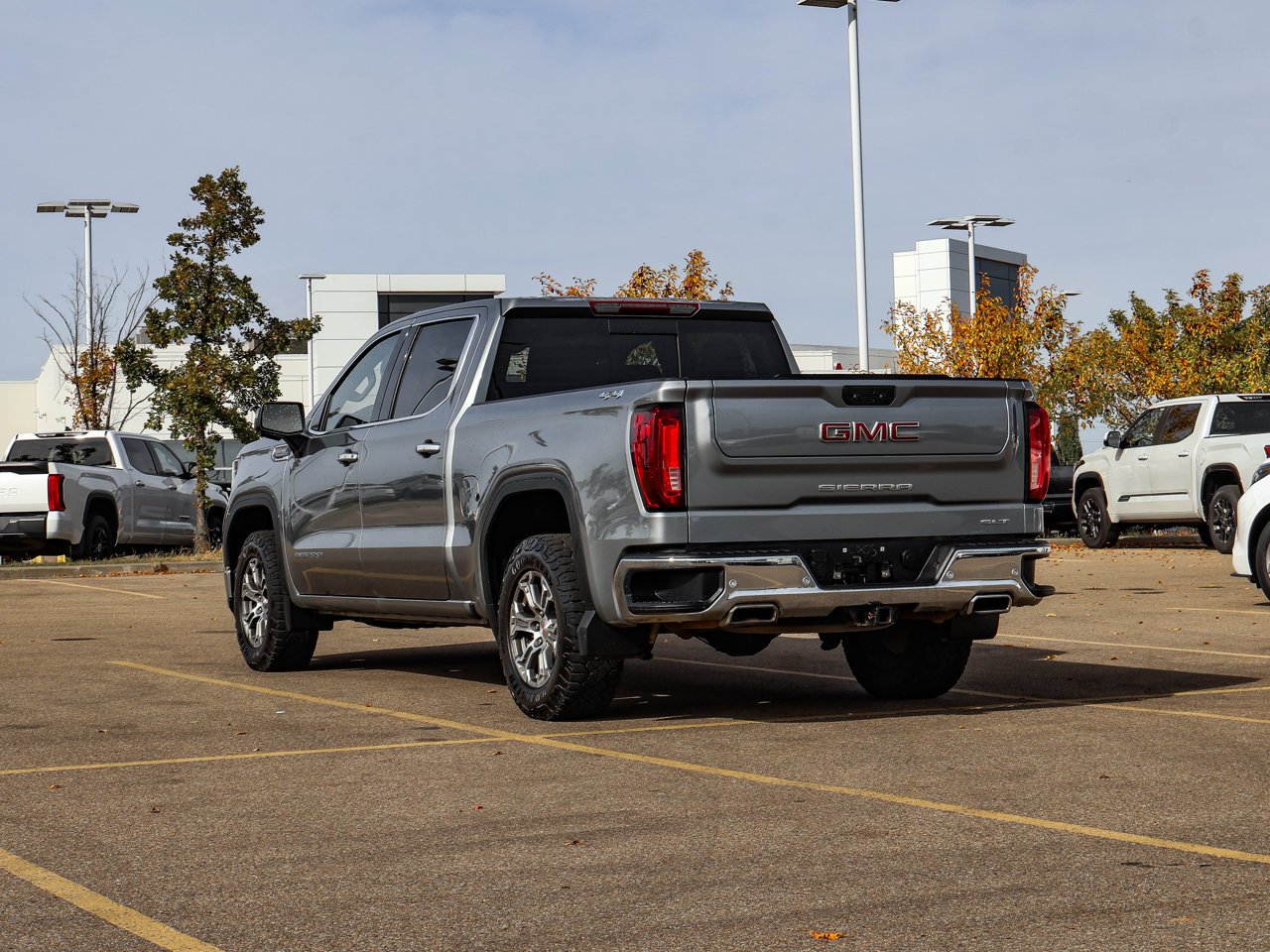 2024 GMC Sierra 1500 4WD Crew Cab 147 SLT Grey Sherwood Park - photo #5