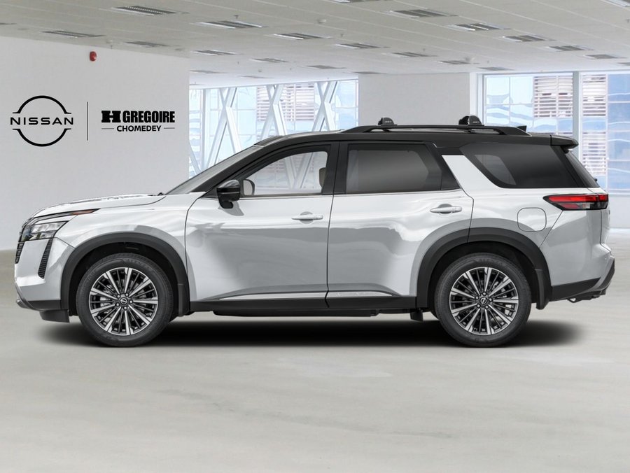 2026 Nissan Pathfinder 2026 Everest While Pearl Tricoat/Super Black