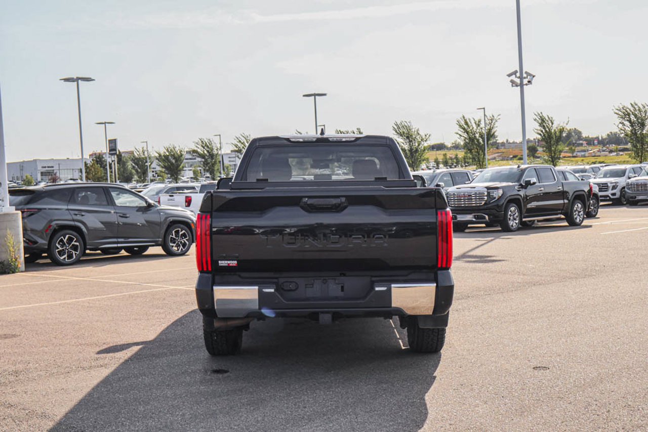 2024 Toyota Tundra 4x4 Crewmax SR Black Sherwood Park - photo #6