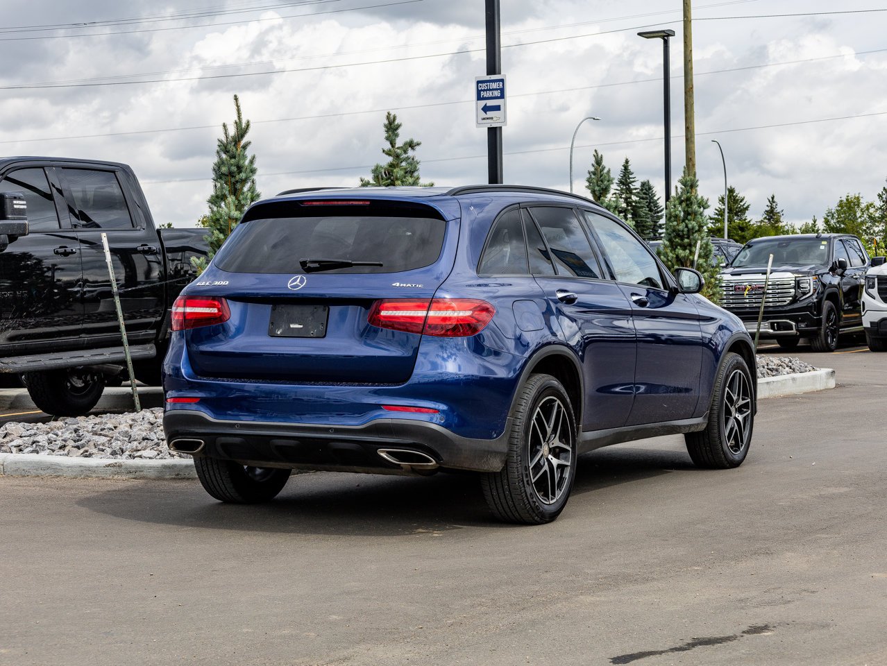 2017 Mercedes-Benz GLC 4MATIC 4dr GLC 300 Blue Sherwood Park - photo #12