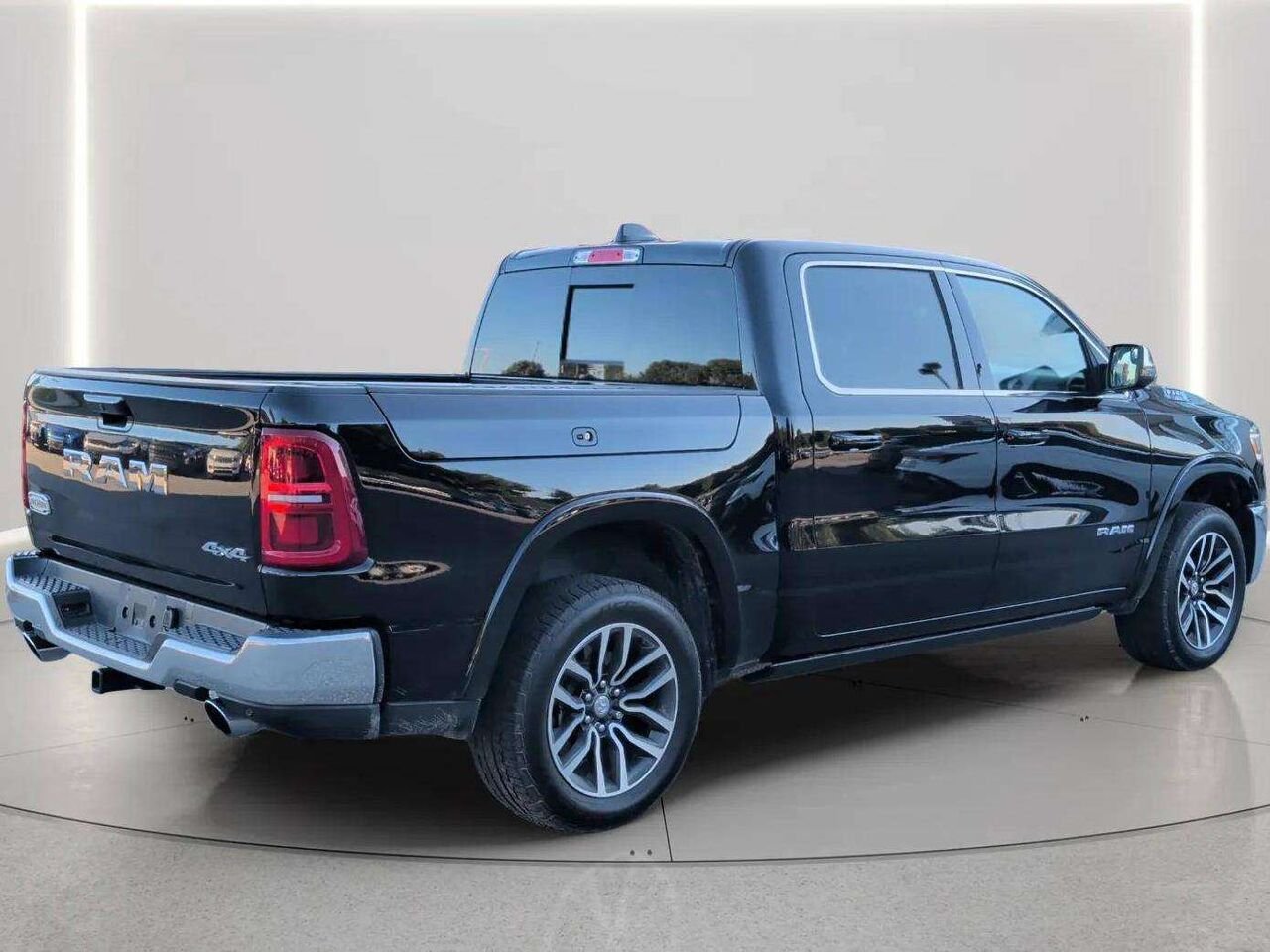 Ram 1500 2025 Noir Gatineau - photo #4