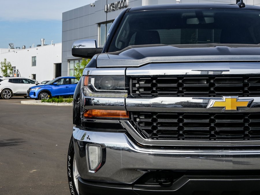 2017 Chevrolet Silverado 1500 LT True North Edition 5.3L | Heated Bucket Seats Black