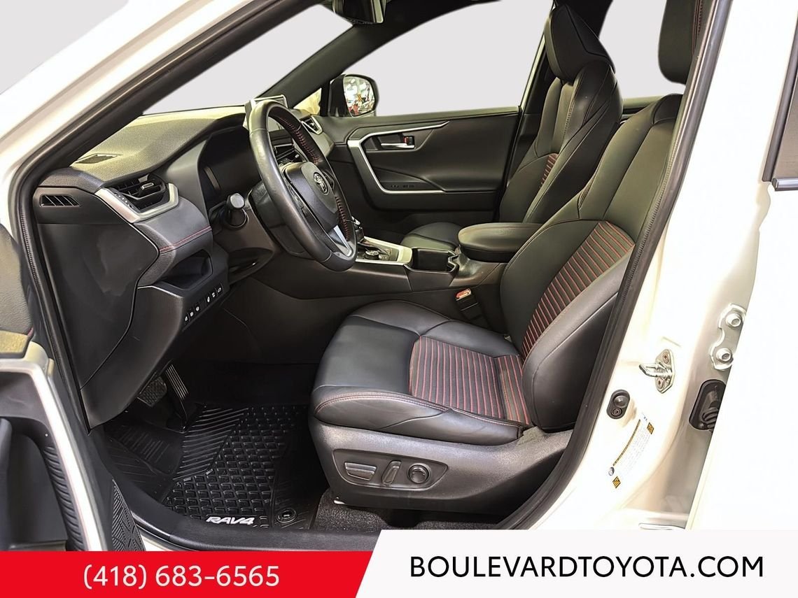 Toyota RAV4 Prime (PHEV) 98770A-67 | XSE 2024 Blanc Québec - photo #9
