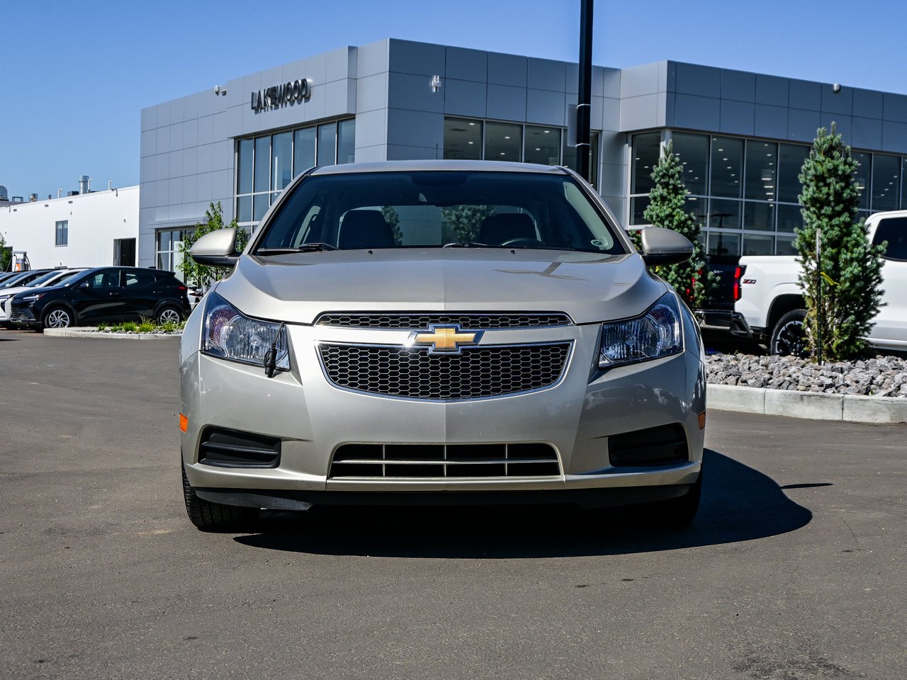 2014 Chevrolet Cruze 4dr Sdn 1LT Beige Sherwood Park - photo #2