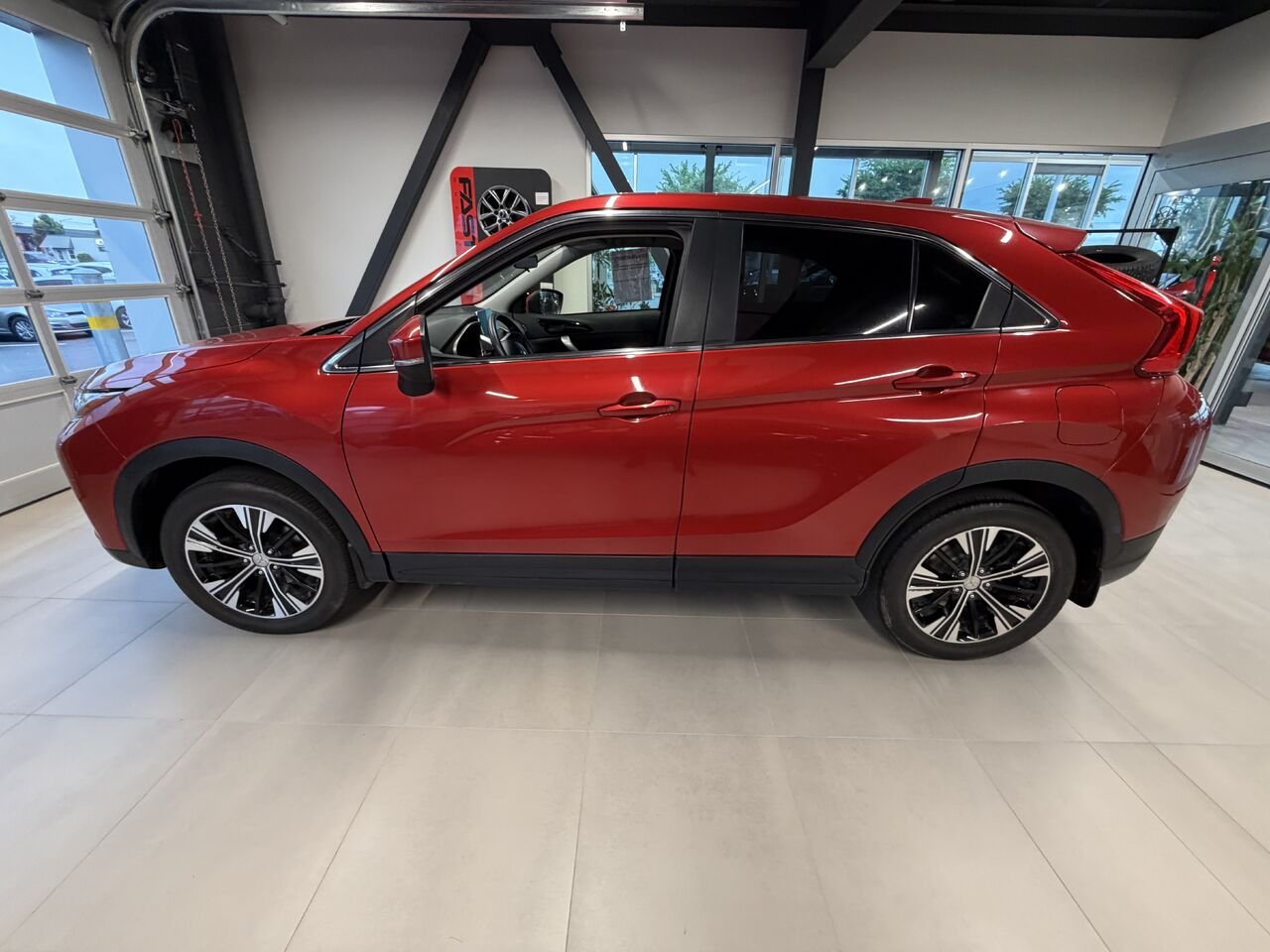 2018 Mitsubishi Eclipse Cross Red Saint-Eustache - photo #1