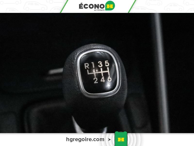 2015 Kia Rondo Grey Saint-Eustache - photo #10