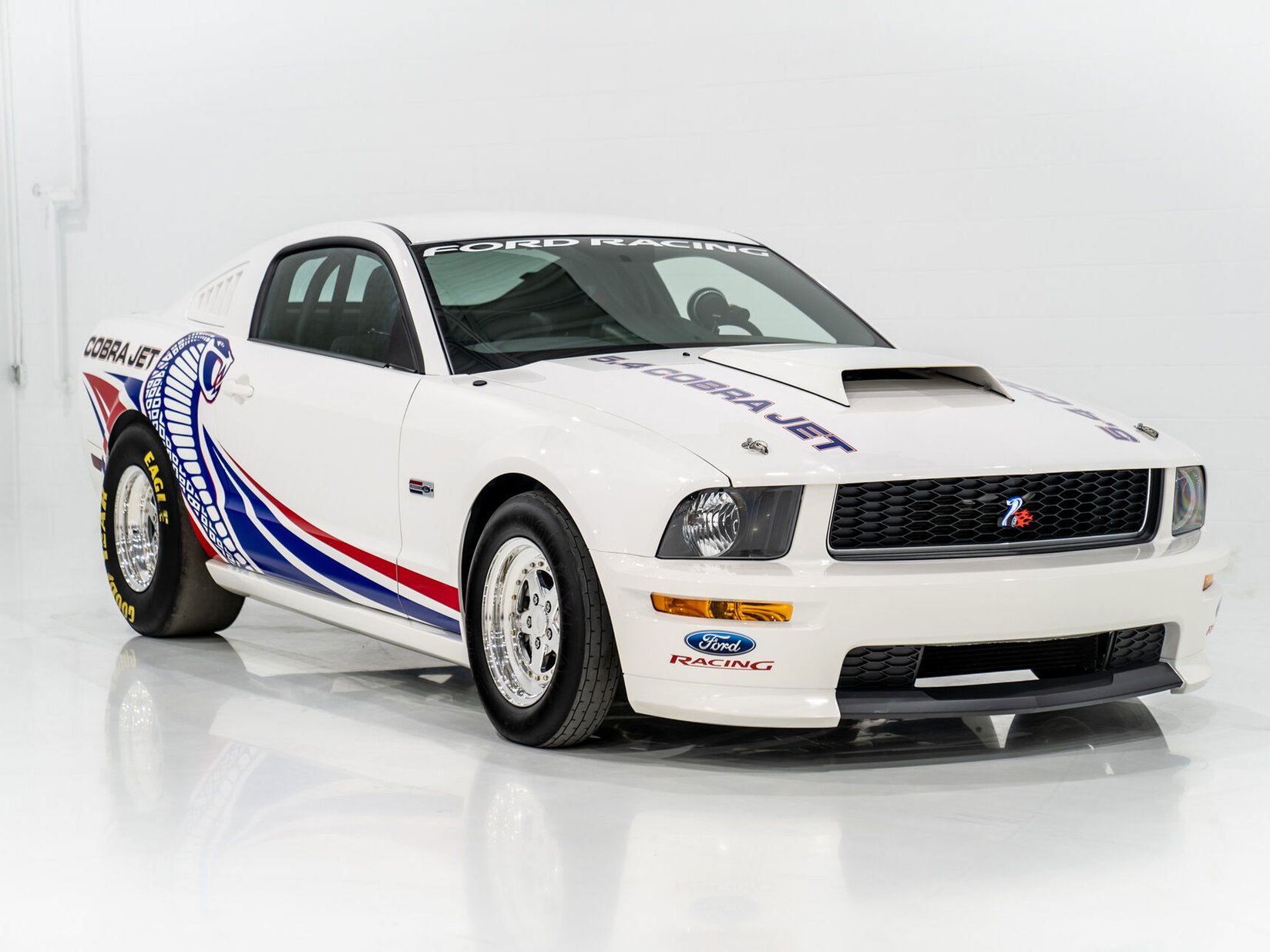 Ford Mustang Cobra Jet # 44 of 50 Ford Vehicule De Promotion **PRIX EN USD** 2008 Blanc Montréal - photo #3