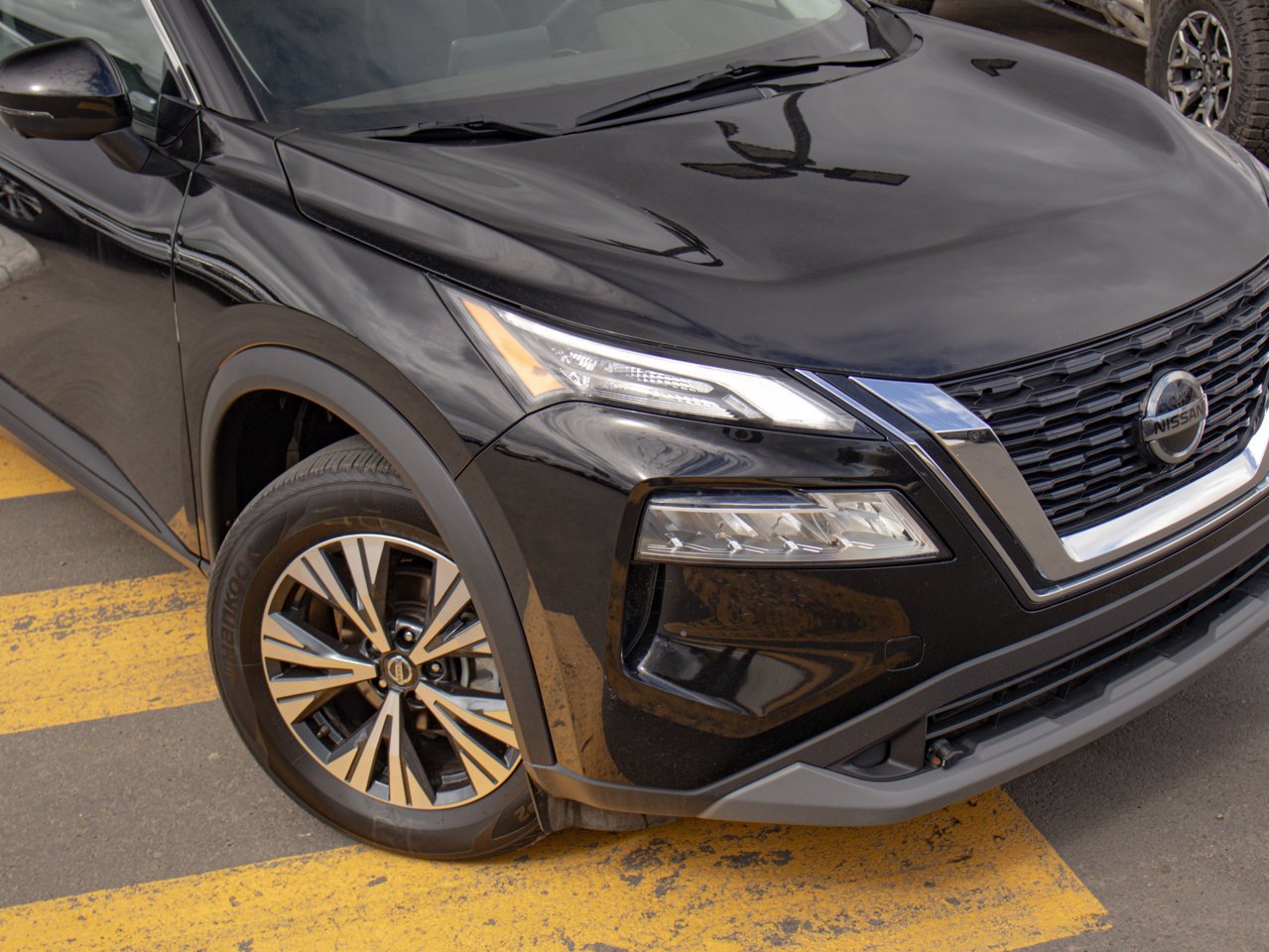 2021 Nissan Rogue AWD SV Black Sherwood Park - photo #14