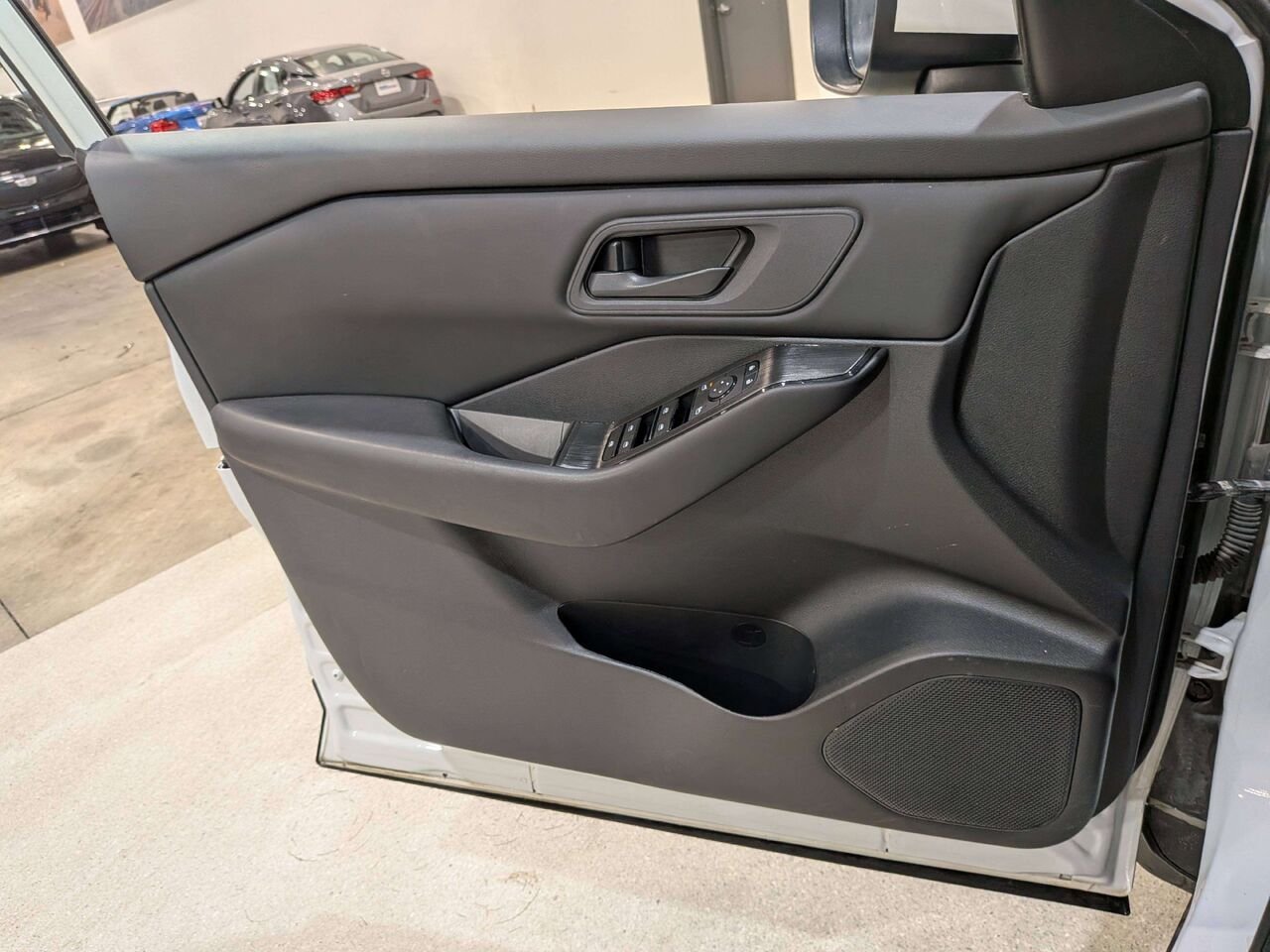 2024 Nissan Rogue AWD S White Val-David - photo #30