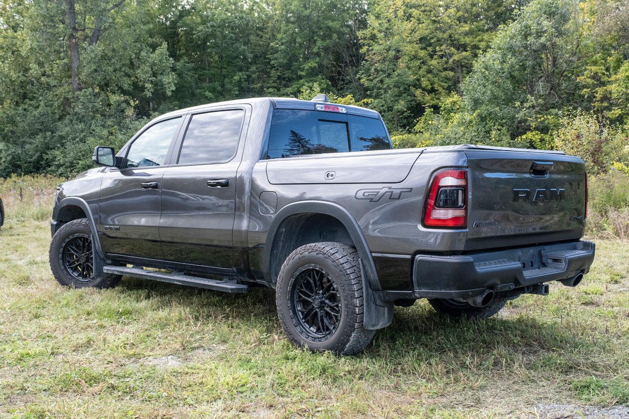 Ram 1500 2024 Gris Gatineau - photo #3
