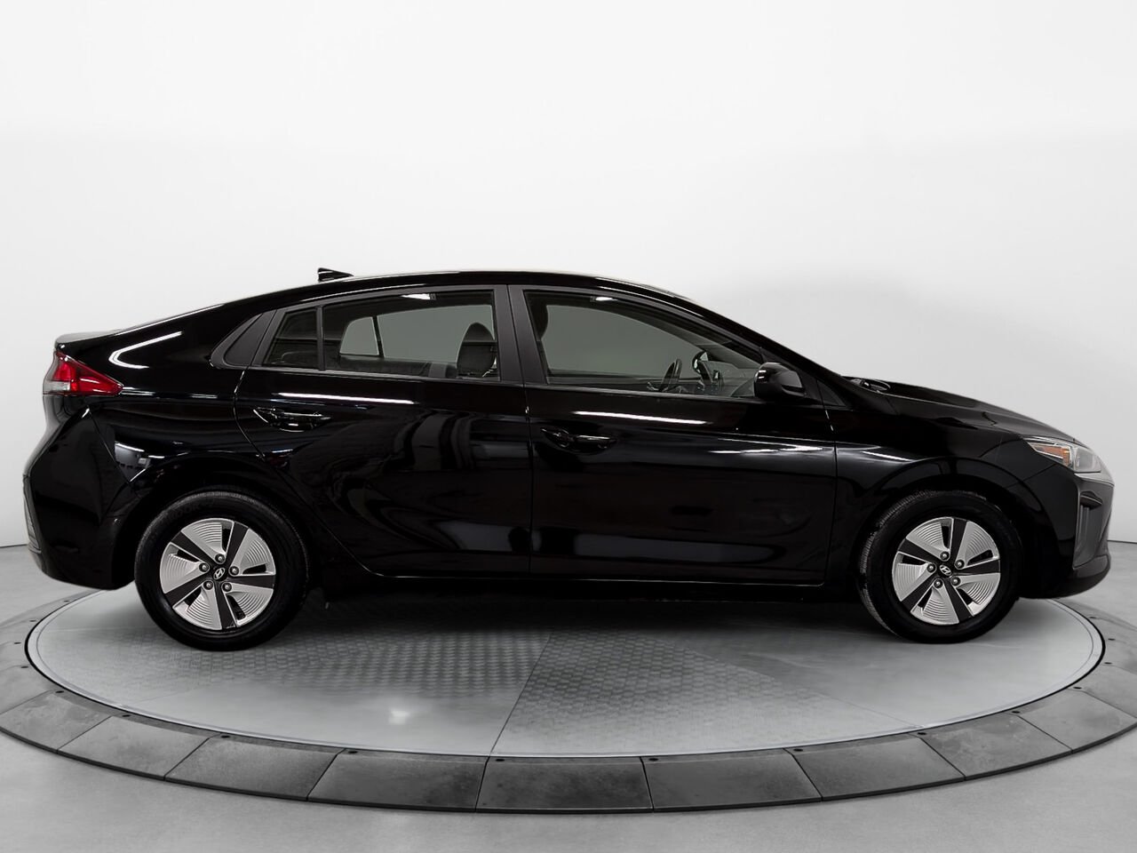 Hyundai IONIQ Hybrid Essential Sièges Chauffants 2021 Noir Sherbrooke - photo #6