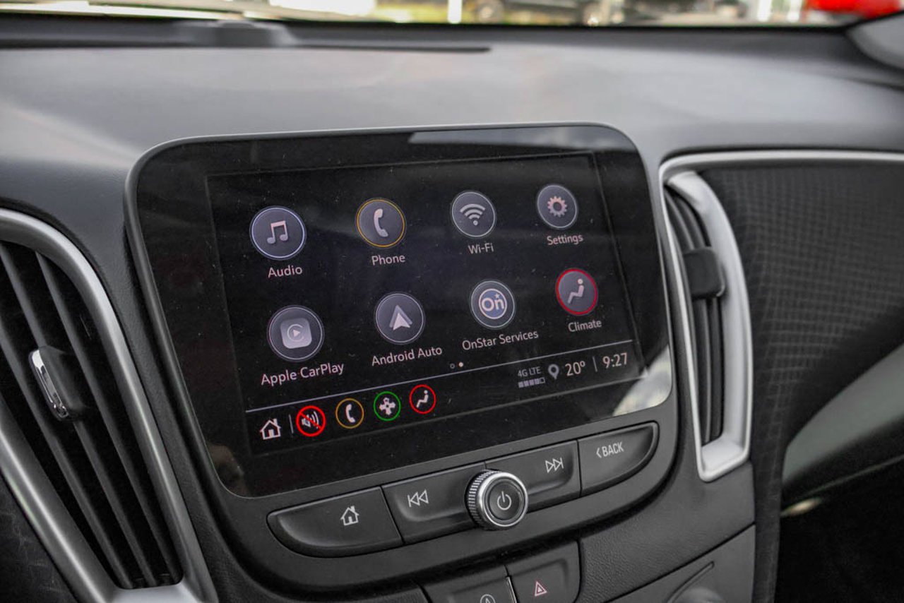 2025 Chevrolet Malibu 4dr Sdn 1LT Grey Sherwood Park - photo #23