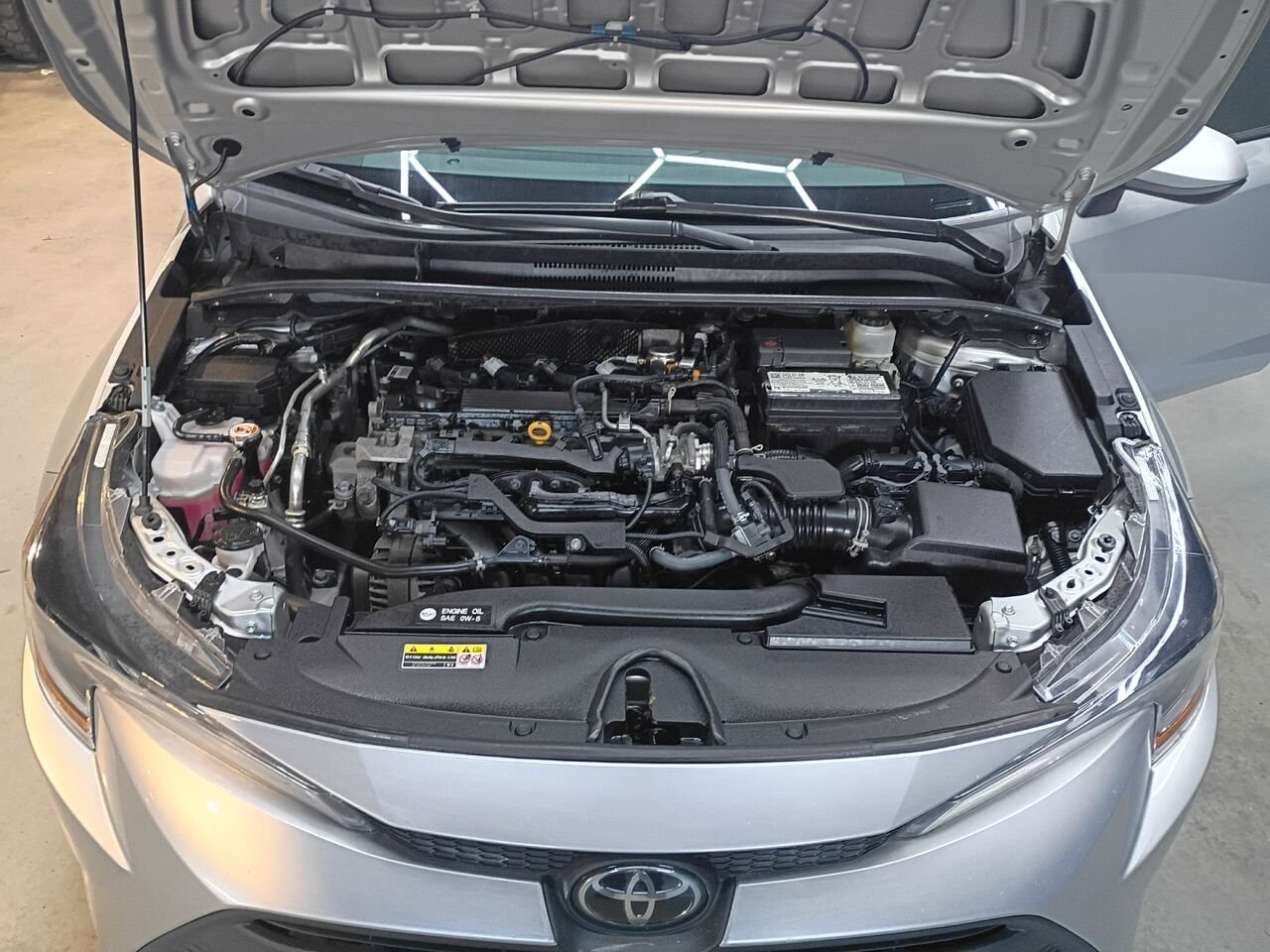 Toyota Corolla 2023 Argent Blainville - photo #30