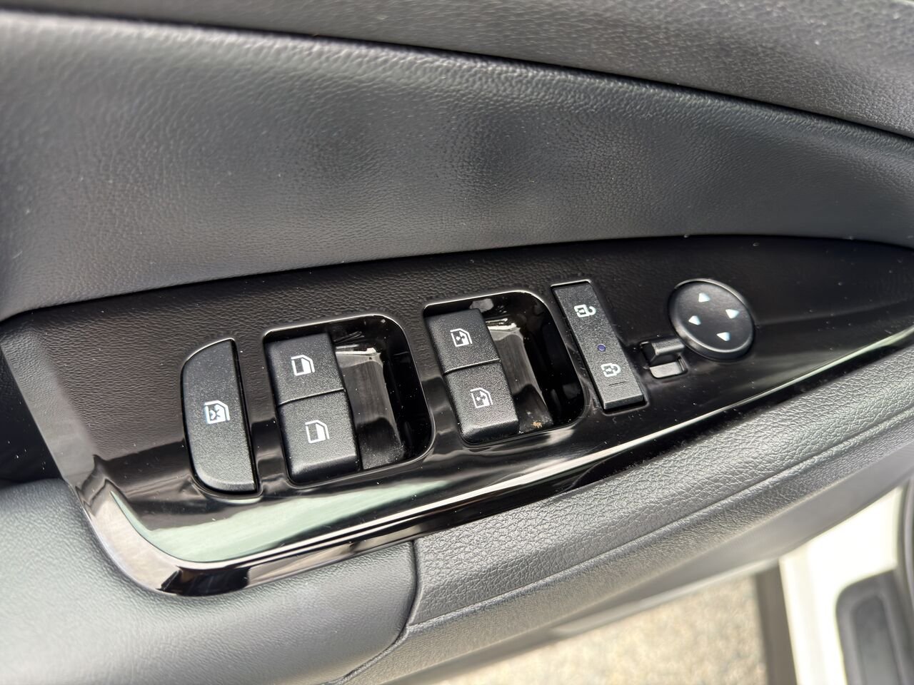 Kia Sportage 2024 Blanc Thetford Mines - photo #14