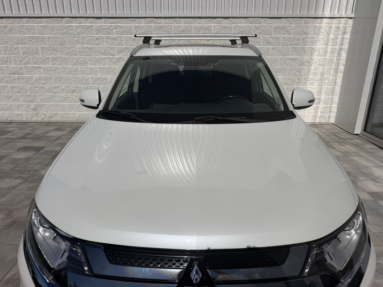 2020 Mitsubishi Outlander Plug-In Hybrid SE S-AWC Silver Laval - photo #5