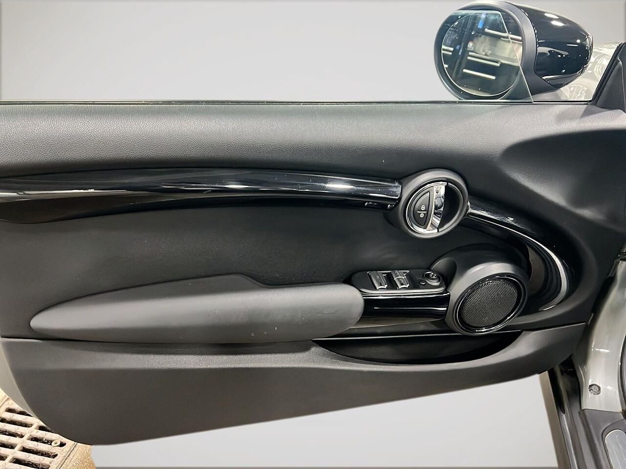 2022 MINI cabriolet Grey Québec - photo #13