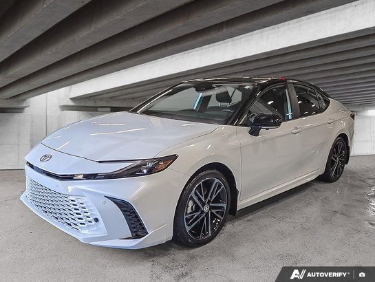 2026 Toyota Camry 2026 Wind Chill Pearl with Black Roof