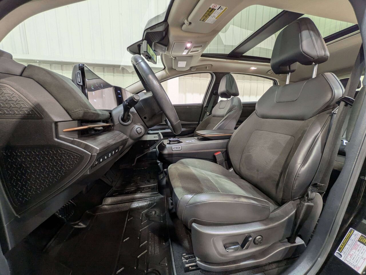 2023 Nissan ARIYA PLATINUM+ e-4ORCE AWD Black Val-David - photo #1