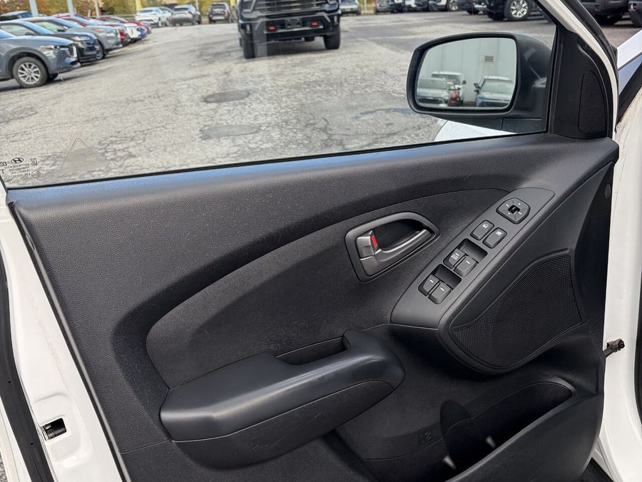 2015 HYUNDAI TUCSON GLS GL 4 portes TA BA White