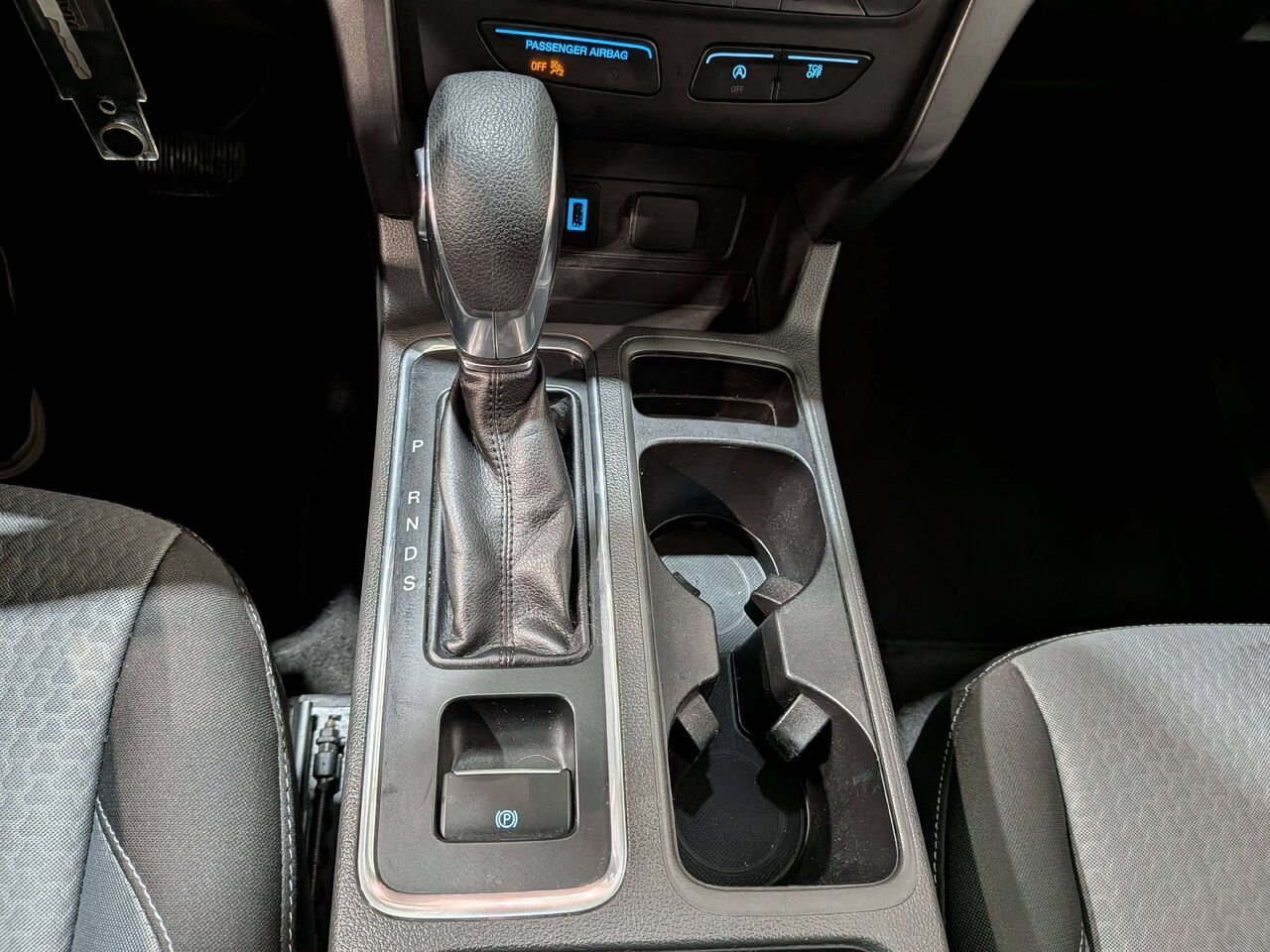 Ford Escape SE 4WD 2018 Bleu Val-David - photo #23