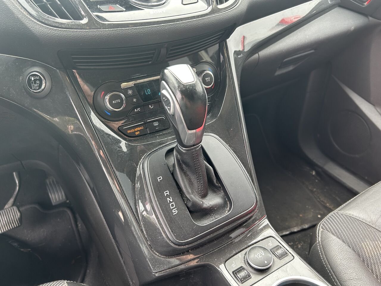 Ford Escape Titanium 2016 Blanc Châteauguay - photo #12