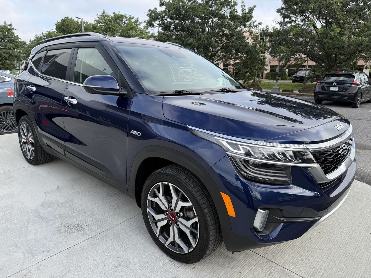 Kia Seltos SX Turbo TI avec intérieur noir 2023 Bleu Châteauguay - photo #7