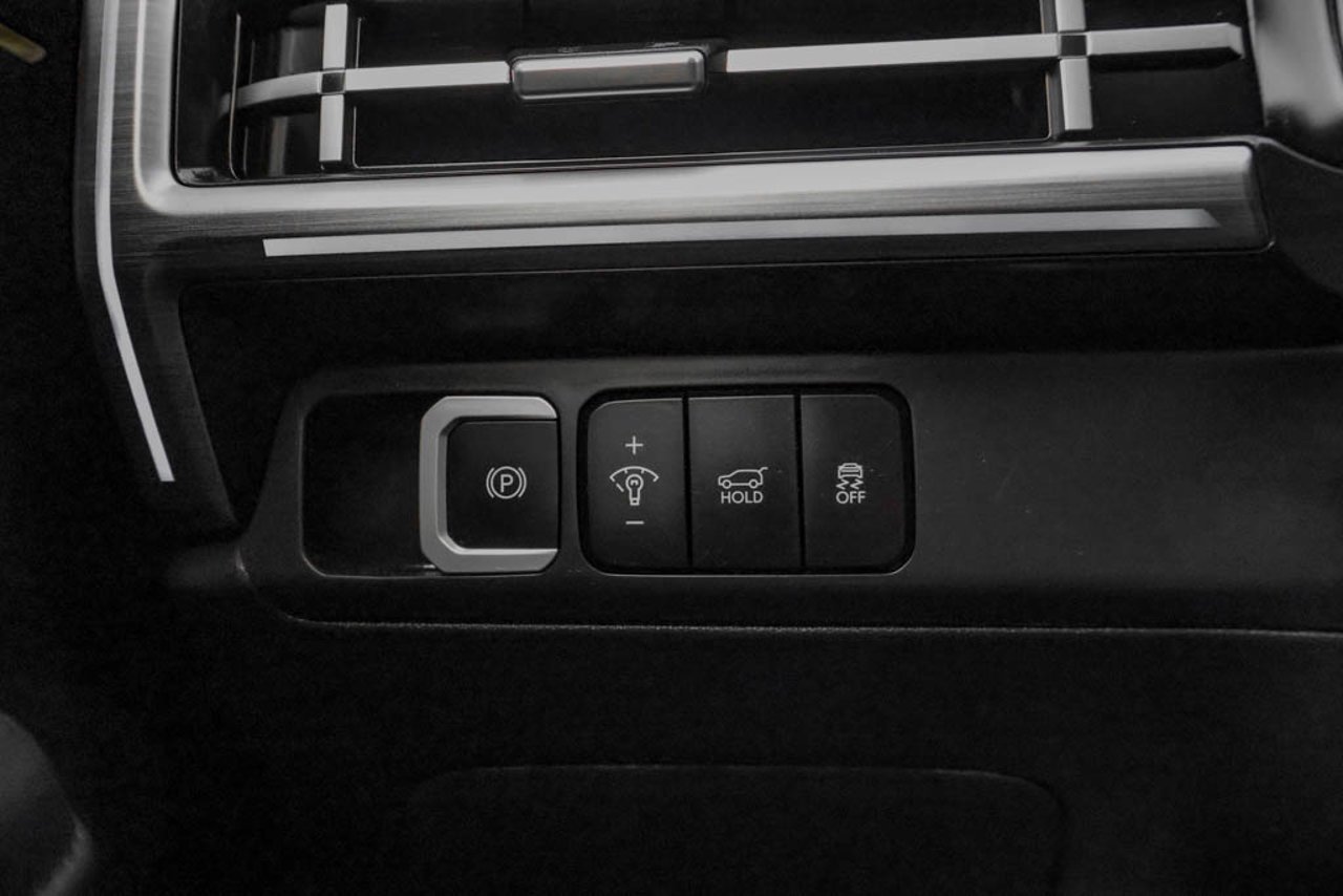 2024 Hyundai Santa Fe Luxury AWD Bronze Sherwood Park - photo #17