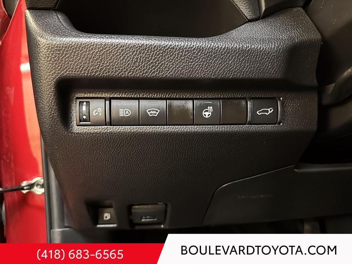 Toyota RAV4 99166A-80 | XLE Hybride 2024 Rouge Québec - photo #14