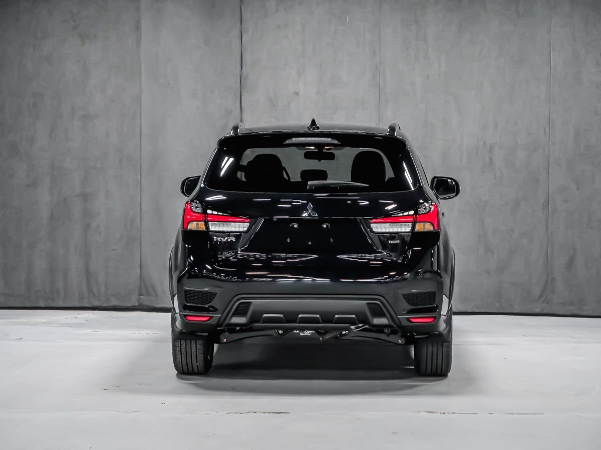 2026 Mitsubishi RVR NOIR Labrador Black Montreal - photo #5