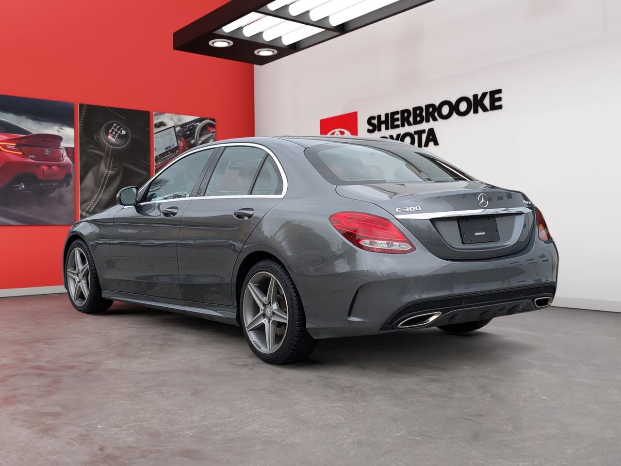 Mercedes-Benz Classe-C C-CLASS C300/SIÈGES CHAUFFANTS ET EN CUIR/AC BIZONE/CAMÉRA DE RECUL 2017 Gris Sherbrooke - photo #4
